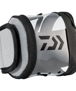 Daiwa D-Vec Tactical Clear View Conventional Reel Cover X-Large